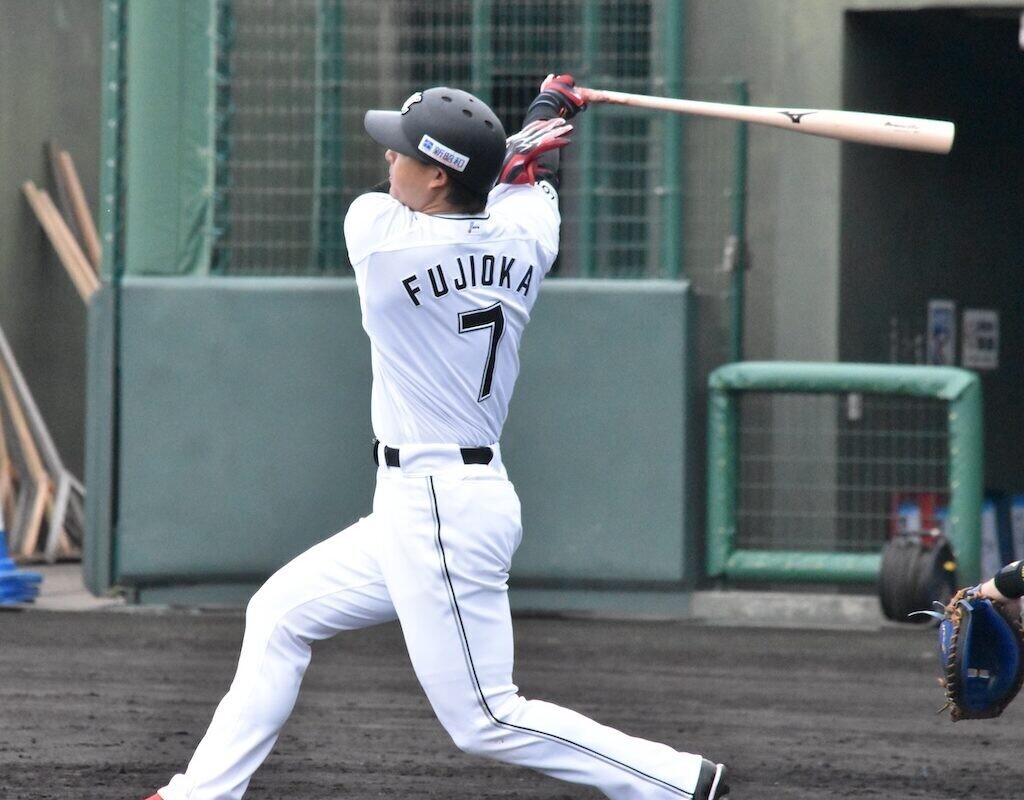 ロッテ・藤岡裕大［撮影＝岩下雄太］