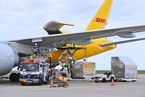 コスモ、大規模生産による国産SAFをセントレア発のDHL定期航空貨物便に初供給