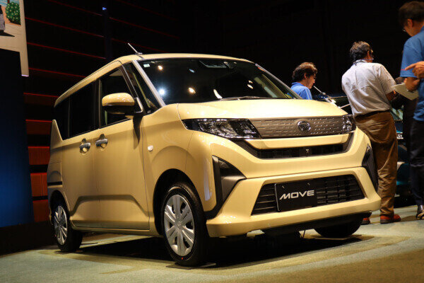 ダイハツ「ムーヴ」にスライド付いた! 新型モデルの特徴は?