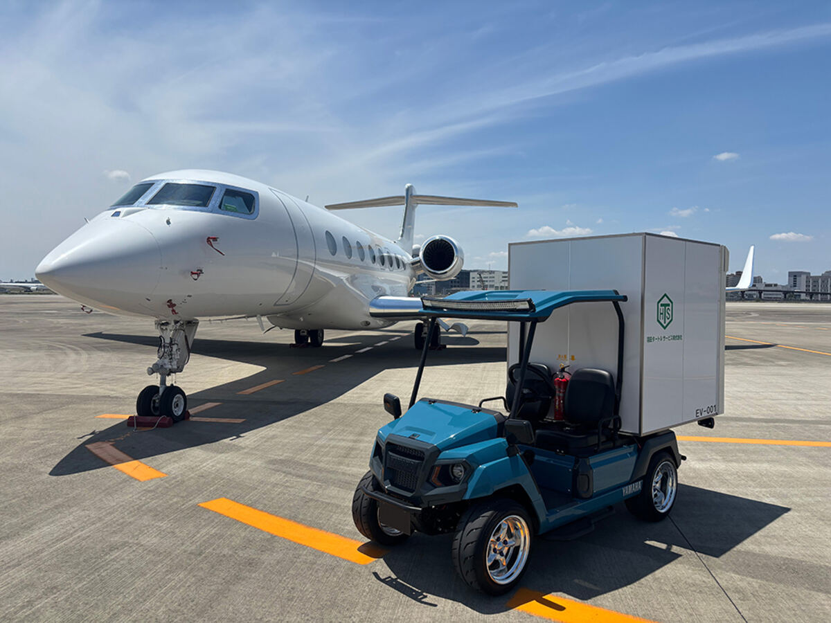 手荷物輸送の実証実験に使用する低速電動車両「DIAPASON C310」