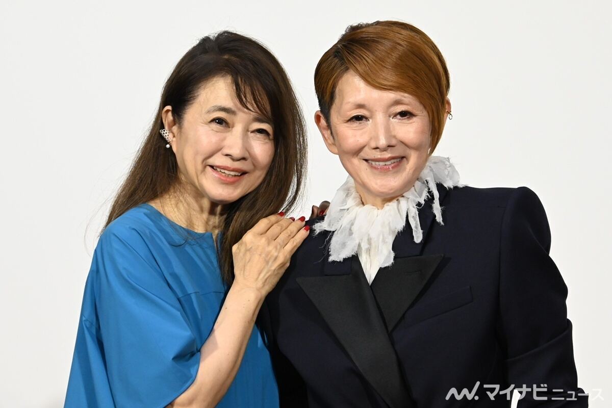 プレミアムドラマ『照子と瑠衣』会見に出席した風吹ジュンと夏木マリ