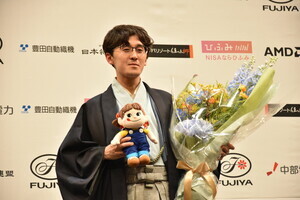 伊藤叡王がフルセットでの初防衛で八段昇段　敗れた斎藤八段は「タイトルを取れるのではと思ってしまった」と悔しさ滲ます　第10期叡王戦五番勝負第５局