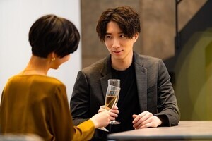 彼女がいるのにアプローチしてくる男性の心理とは? 状況別の対処法も紹介