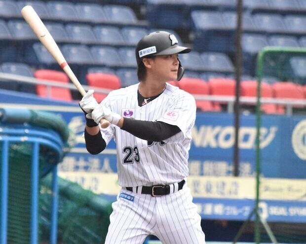 ロッテ・石川慎吾（撮影＝岩下雄太）