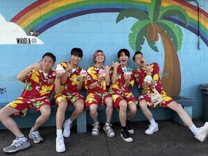 Snow Man佐久間大介、スカイダイビングに初挑戦! 深澤辰哉らとハワイ1泊旅