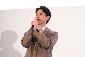 映画『宝島』の全国キャラバンで、妻夫木聡と大友啓史監督が富山県を訪問