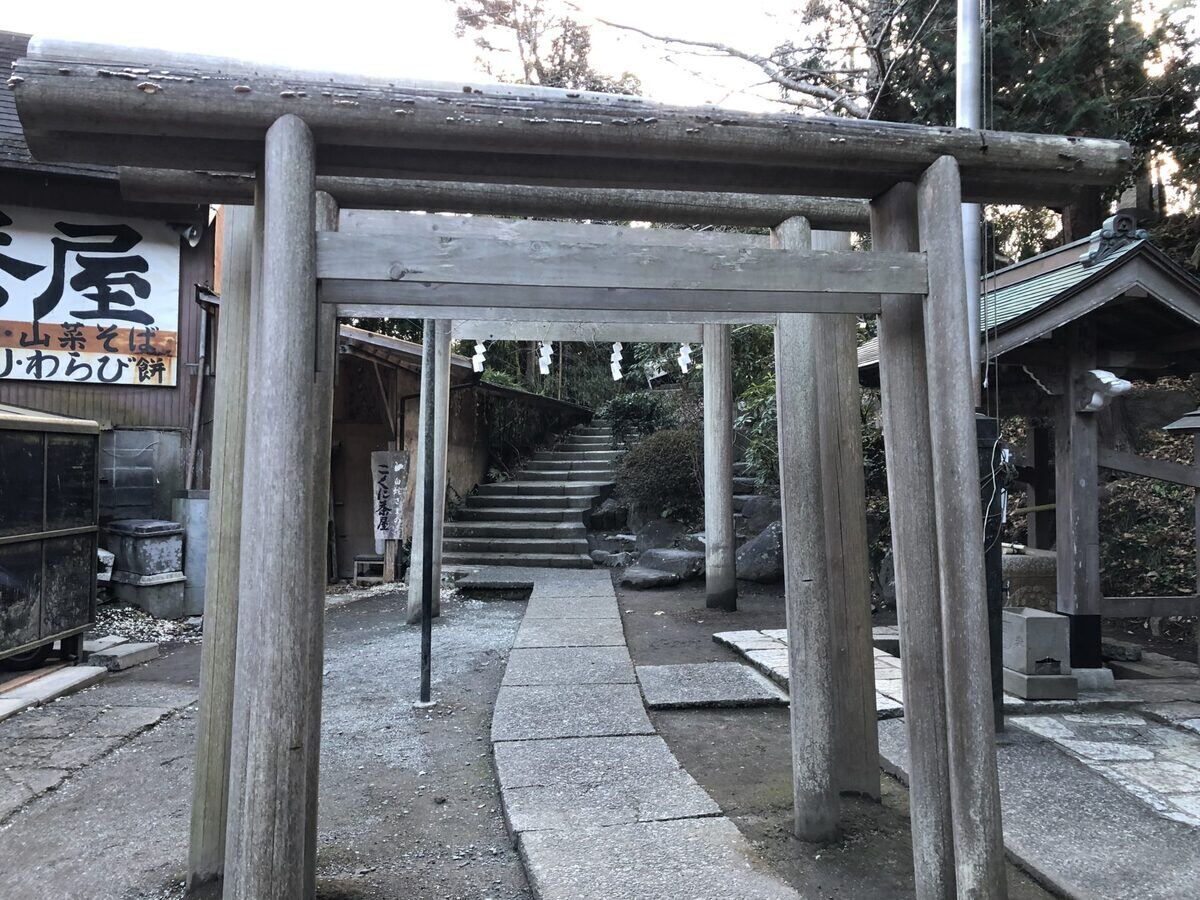 鳥居