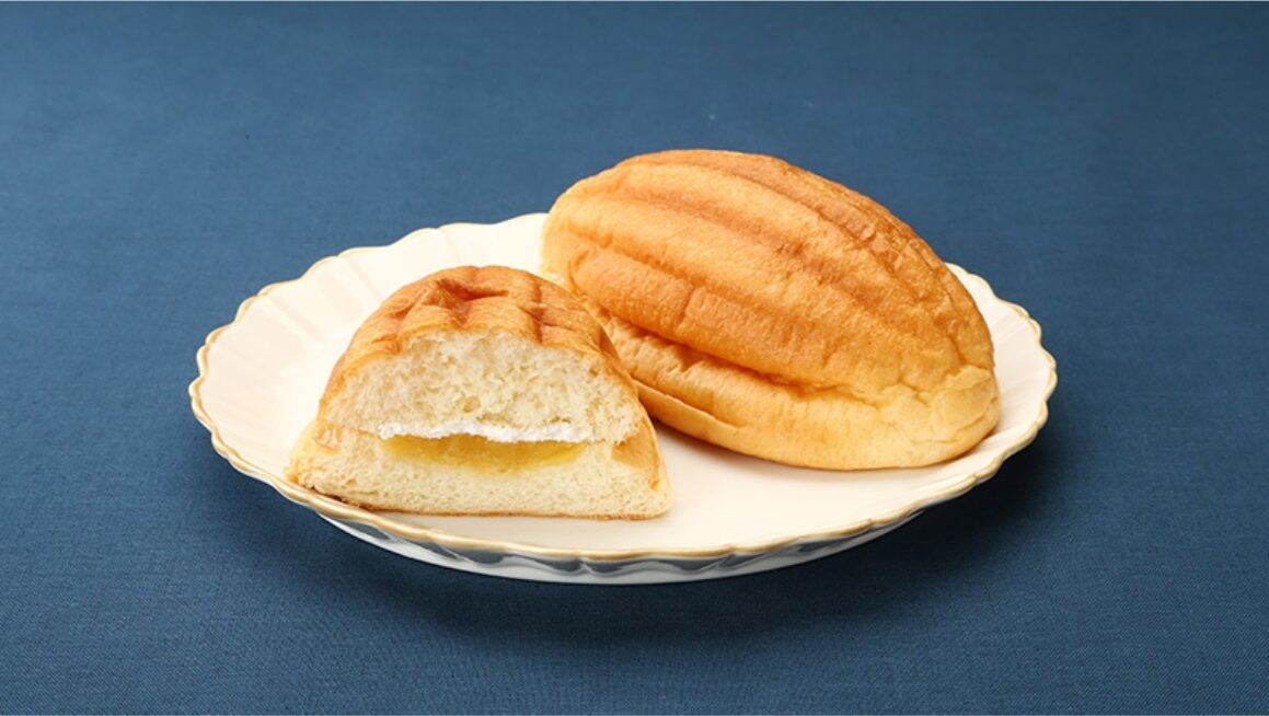 ローソン「ありあけハーバー監修　まるでハーバーな味わいブリオッシュ(栗入り餡&ホイップ)」