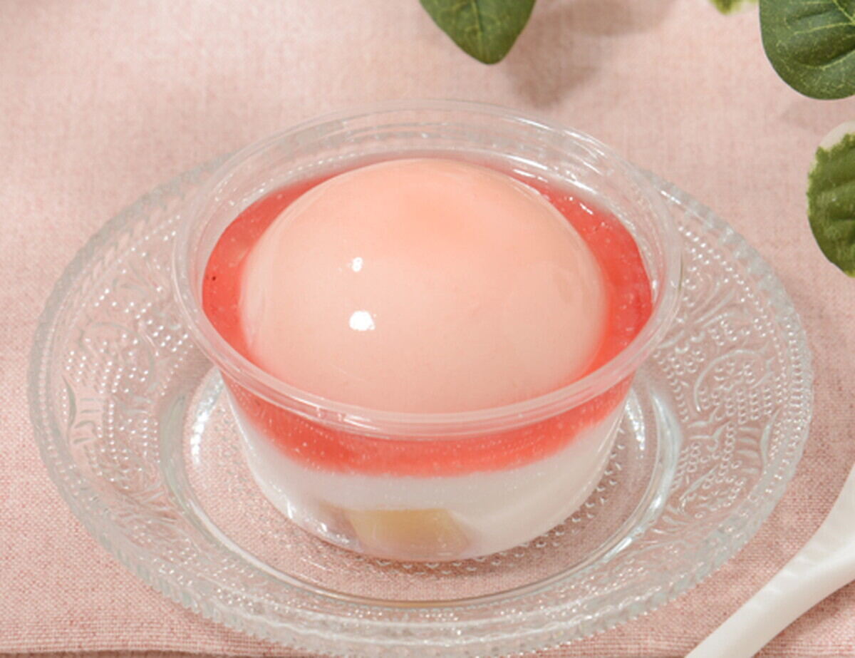 「まるで白桃みたいなムースケーキ」(275円)