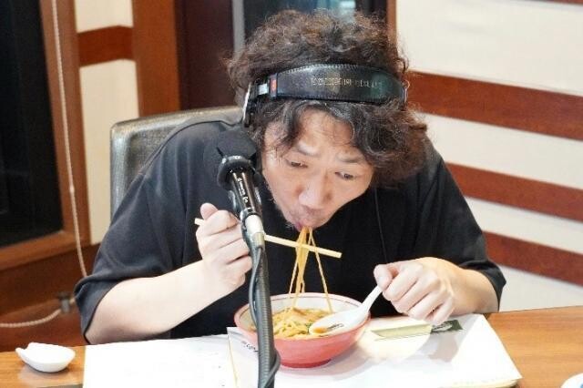 “鍋で温めるだけ”で本格ご当地ラーメンを自宅で堪能！ キンレイ「お水がいらない」シリーズにマンボウやしろ「とんでもない技術」