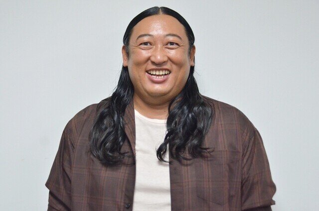 ロバート秋山、犬や微生物にも扮装!「クリエイターズ・ファイル」10周年　反響に喜び「どこに行っても…」