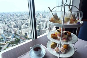 地上150mの絶景で旬の“桃づくし”! 東京ドームホテル「ピーチアフタヌーンティー」が贅沢すぎた