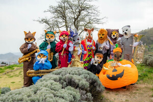 ズーラシアンブラスが親子で楽しめるハロウィンコンサートを開催