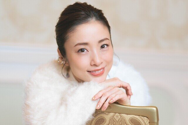 上戸彩、“褒め上手”な夫のおかげで「自分に自信を持てるように」 仕事が楽しめなかった過去や転機を語る