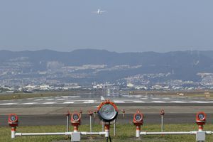 飛行場の灯火 航空機の技術とメカニズムの裏側 98 Tech