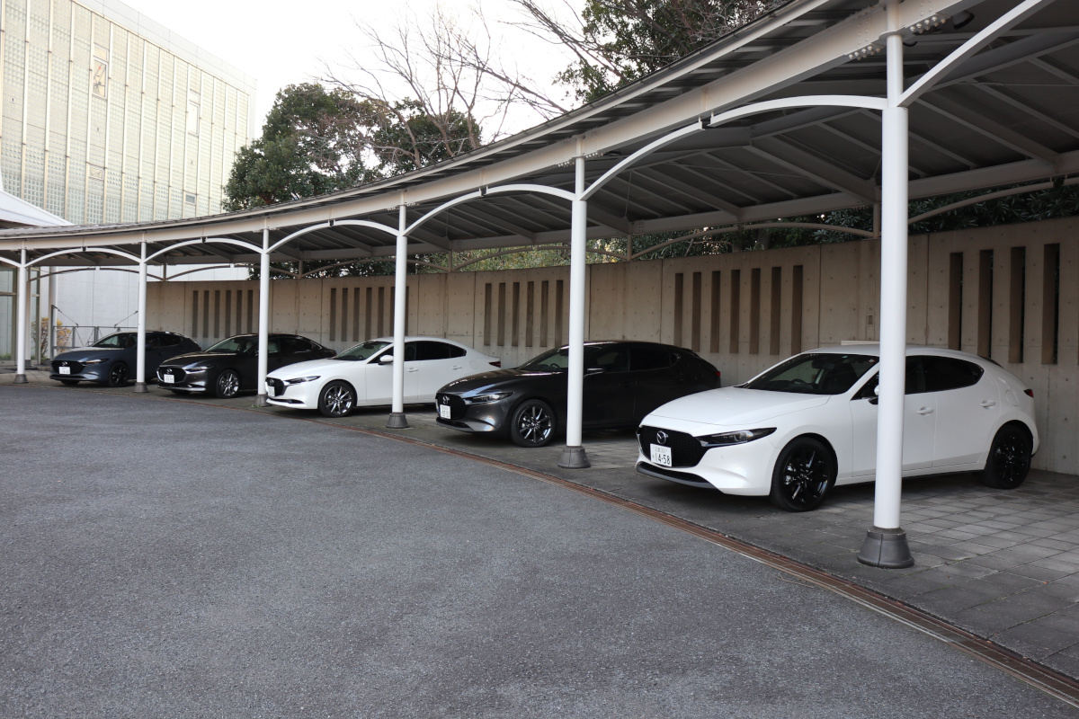 マツダの「CX-30」