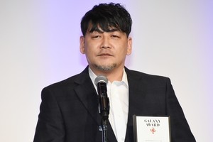 バイプレイヤーの泉 第91回 『マイファミリー』富澤たけし、俳優が天職? 自分のキャラ主張を忘れない独特さ