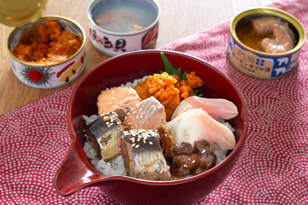 予想以上に豪華になった缶詰海鮮丼