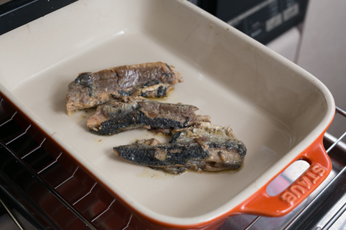 魚焼きグリルで炙る