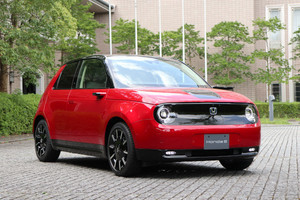 スマホ的ev ホンダe の真骨頂 車内の画面でいろいろ試してみた マイナビニュース スマホ的ev ホンダe の真骨頂 車内の画面でいろいろ試してみた マイナビニュース