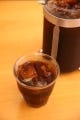 自宅でおいしいコーヒーを楽しむために 第27回 「スターバックス」が伝授 - コーヒープレスで淹れる、香り引き立つアイスコーヒー