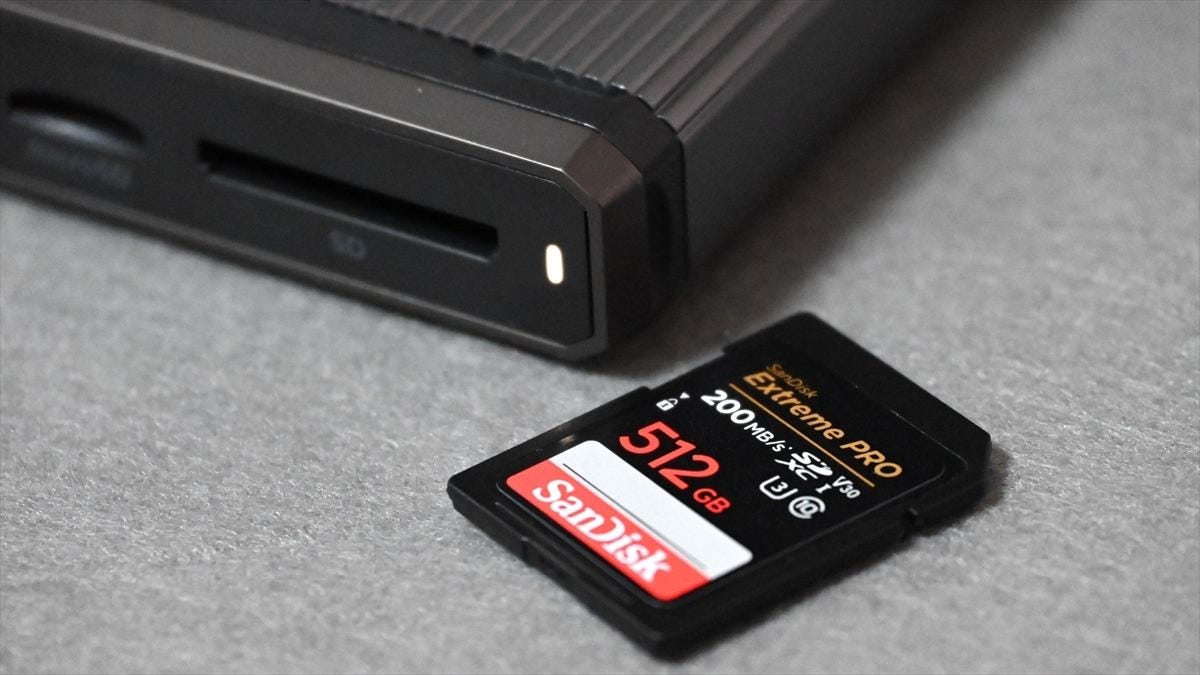 新作コレクション SanDisk サンディスク cfexpressカード128GB 4枚 ...