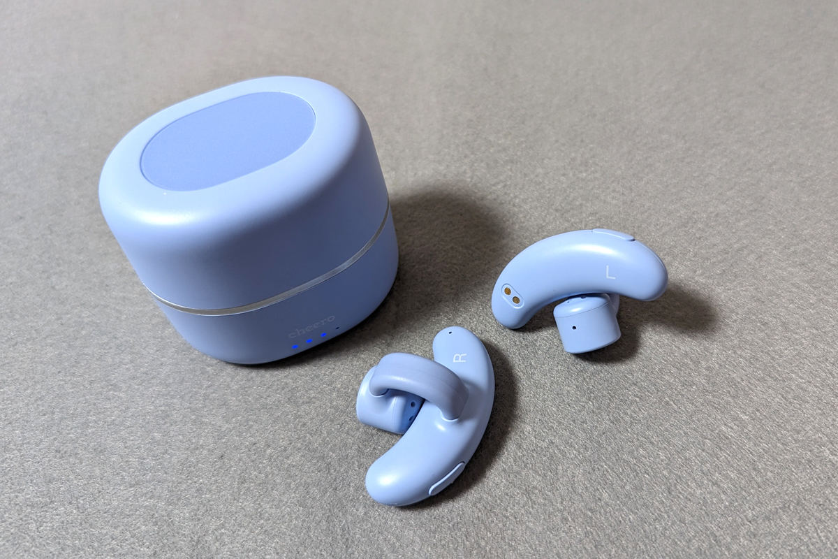 耳穴を塞がないイヤホン「cheero Wireless Open Earphones」。直販7,900円という価格ながら、IPX5等級の防水や、AAC・AptX対応などを備えている