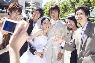 ずっと独身でいるつもり 24 友達が結婚するとき マイナビニュース