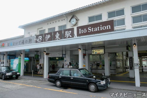 いつも側には駅ナカグルメ Jr伊東駅 祇園 の駅そば 名物のいなり寿司と味わう マイナビニュース
