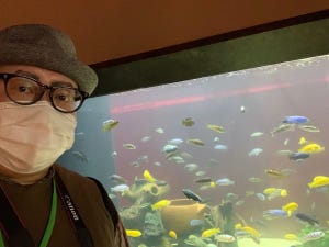 フラリーマンの流儀 第36回 世界初の最新展示技術を駆使! 「カワスイ 川崎水族館」で世界の水辺を散歩した