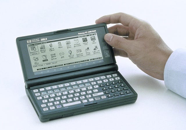 ユーザーが育て愛した手のひらサイズの PC - YHP「HP-200LX」