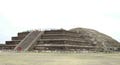 メキシコ世界遺産巡りの旅 第1回 テオティワカン遺跡 -神殿から発見された生贄の人骨