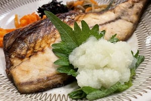 【特集】ファミレスモーニング食べ比べ 第4回 【食レポ】ジョナサンのモーニングで本格的な魚料理を贅沢に味わう
