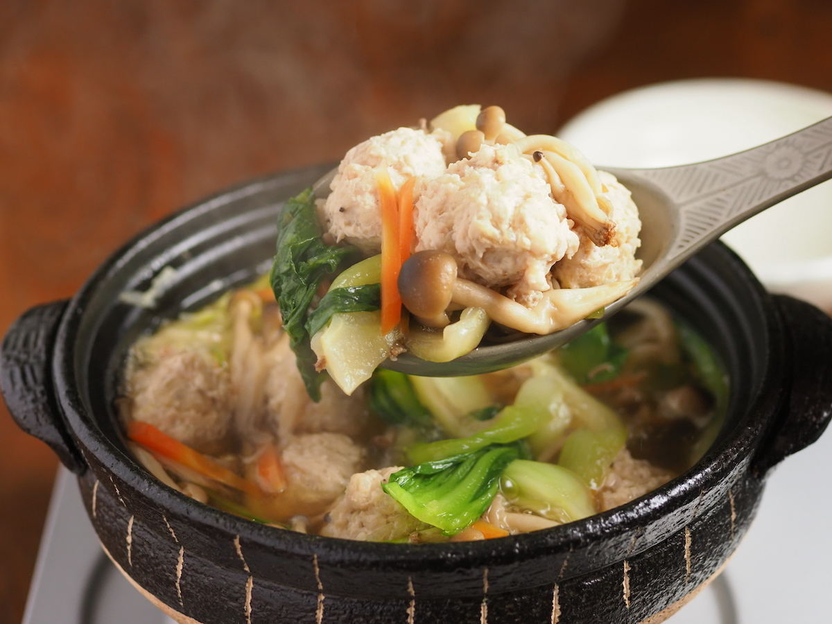 高タンパクヘルシーな「鶏むね肉団子鍋」
