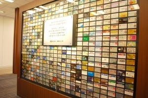 シーンで選ぶクレジットカード活用術 第95回 クレジットカードの歴史がわかる! 三菱UFJニコスの「カードギャラリー」