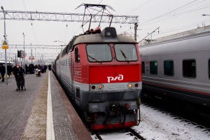シベリア鉄道9,300km、モスクワへの旅 第1回 知られざるシベリア鉄道の車内・サービス - 食堂車で温かい食事も