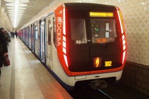 シベリア鉄道9,300km、モスクワへの旅 第3回 近代化が進むモスクワの地下鉄 - 日本より優れている面も