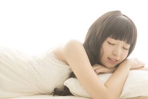 眠れない現代人の「睡眠障害」対処法 第1回 なぜ人は睡眠をとるのか - 睡眠の役割と不足時に起こる問題とは?