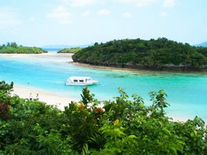 旅行に行ったら訪れないとソンな場所 第6回 美しい青の海を堪能できる石垣島の川平湾
