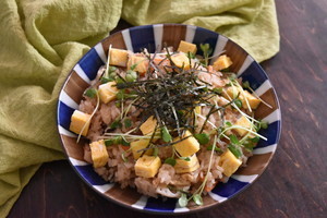 簡単! 炊飯器で作れるおいしいレシピ 第46回 炊飯器で作る! - 簡単「炊き込みちらし寿司」