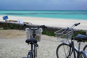古の沖縄の姿が残る竹富島で1泊してきた 第1回 竹富島を巡るなら「自転車」がベスト