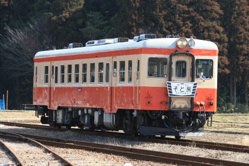 鉄道写真コレクション 199 いすみ鉄道 国鉄色 キハ52 125の観光急行列車 マイナビニュース