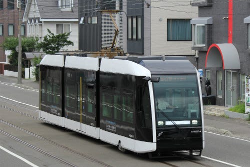 鉄道写真コレクション 262 札幌市電の新型低床車両a10形 愛称 ポラリス マイナビニュース