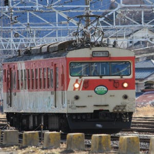 鉄道写真コレクション 第70回 JR東日本123系「ミニエコー」、旧塩尻駅付近を走る