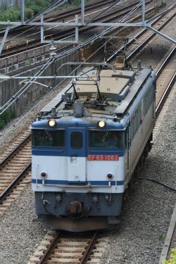 鉄道トリビア 2 電気機関車の中には何が入っている マイナビニュース