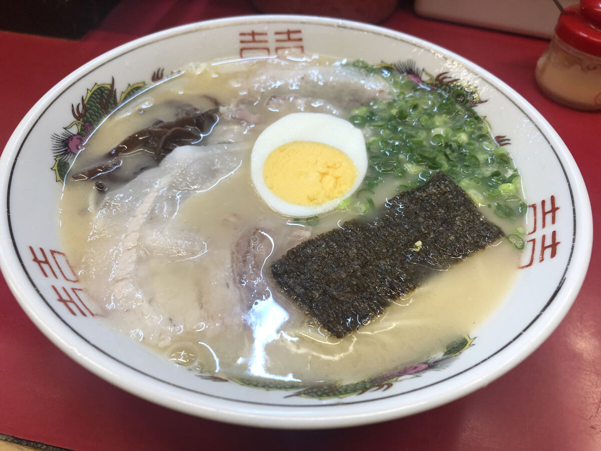 九州の豚骨ラーメンのルーツの地ともしても知られ、元祖九州ラーメンとも言われている久留米ラーメン