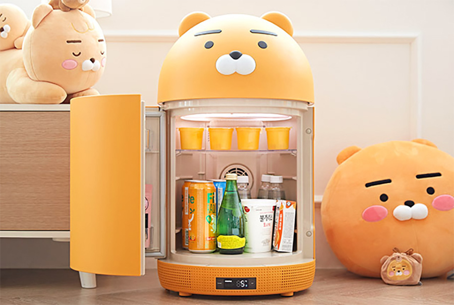 海外モバイルトピックス(262) LINEキャラのかわいい冷蔵庫にUV殺菌機やスピーカーを搭載、韓国のクラファンで大人気 | マイナビニュース