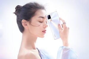 海外モバイルトピックス 第318回 美顔の次は「イケメン」スマホ、シャオミが自撮り強化スマホを発表