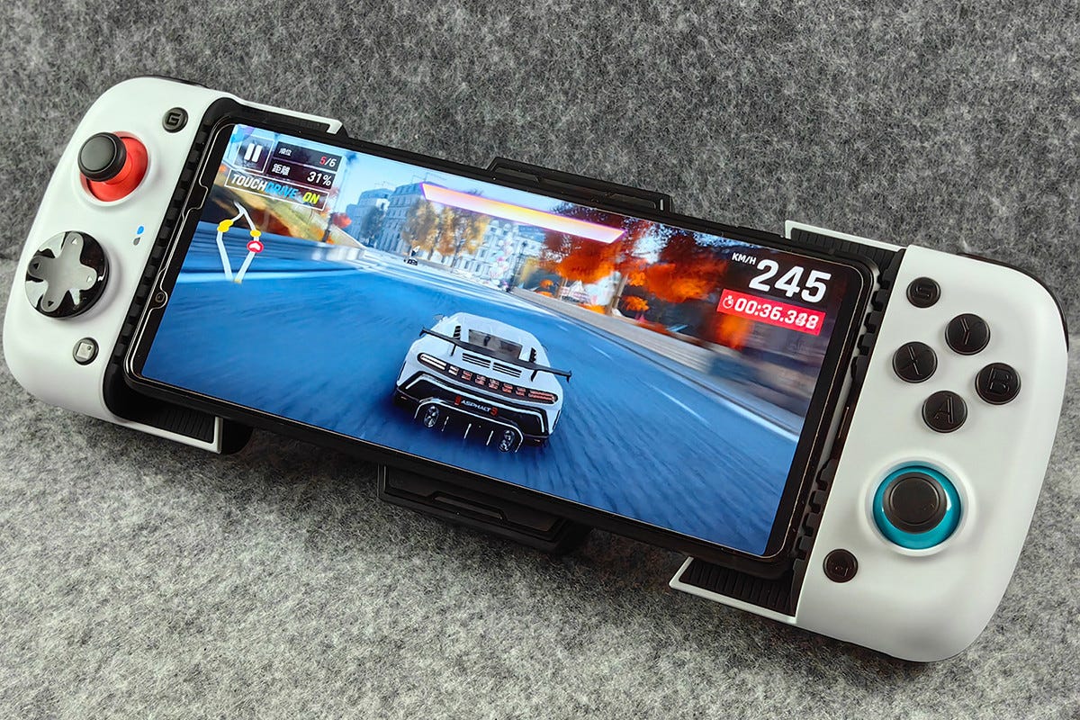 海外モバイルトピックス(360) スマホを冷やしながら快適にゲームが