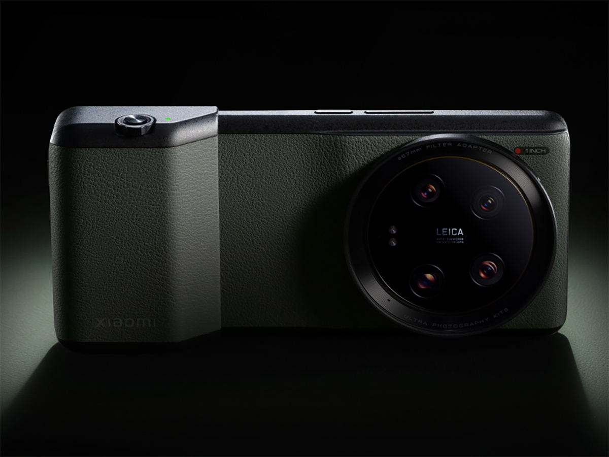 海外モバイルトピックス(369) ライカカメラ搭載のシャオミ「Xiaomi 13